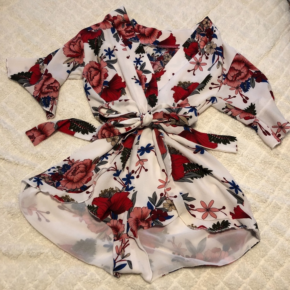 White Floral Kimono Romper (XS)